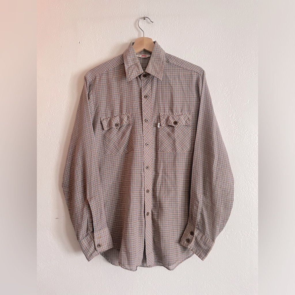 Levi’s Button Up